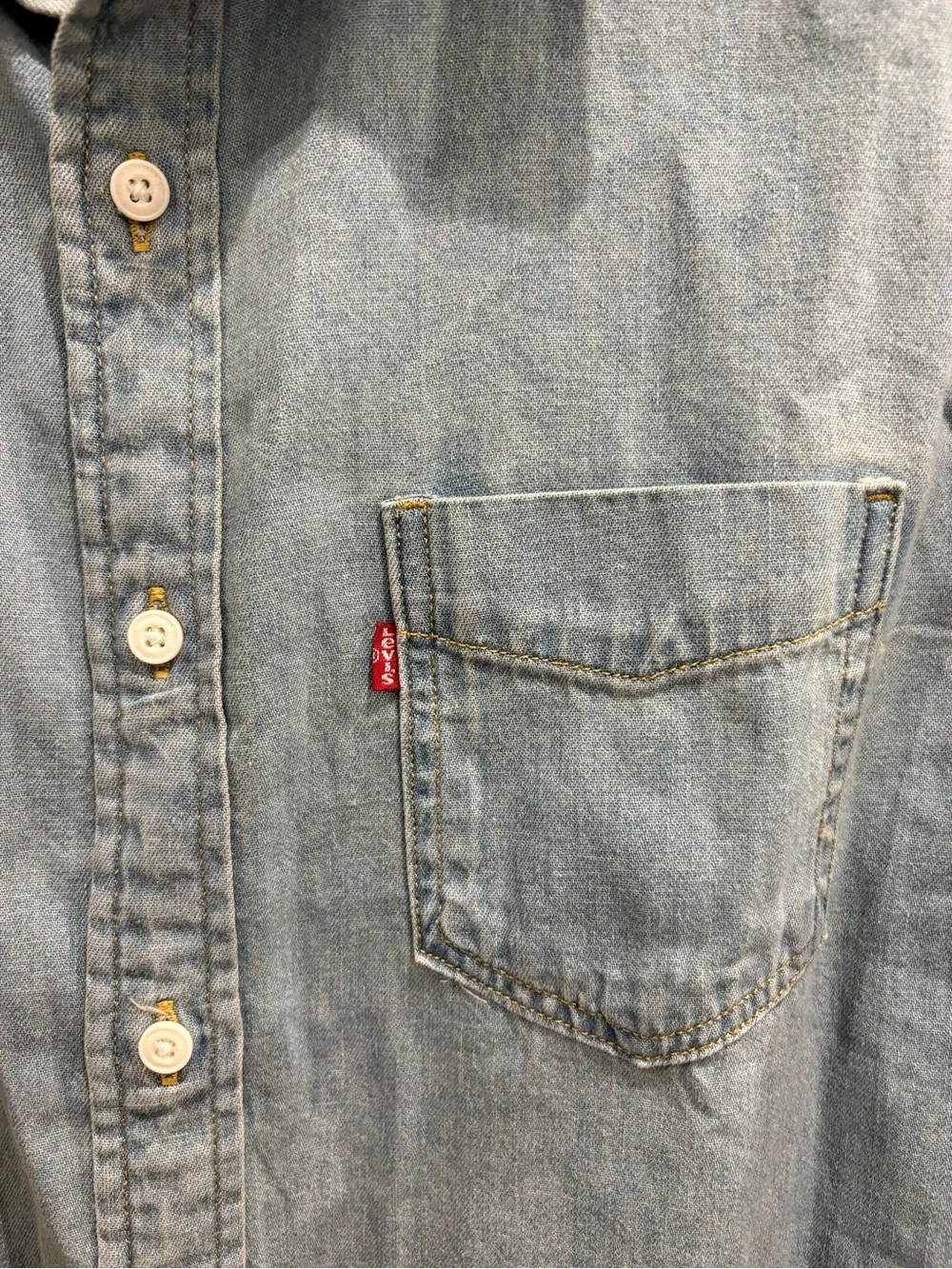 Levi's Men's Light Wash Denim Button-Down Shirt